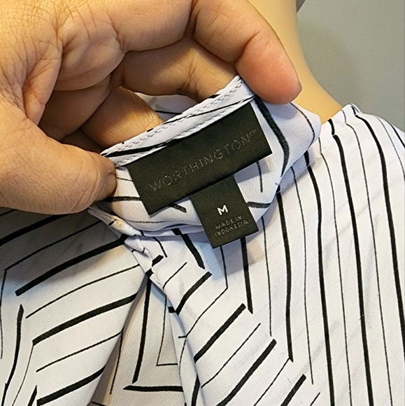 Worthington  Blouse - Picture 4 of 6